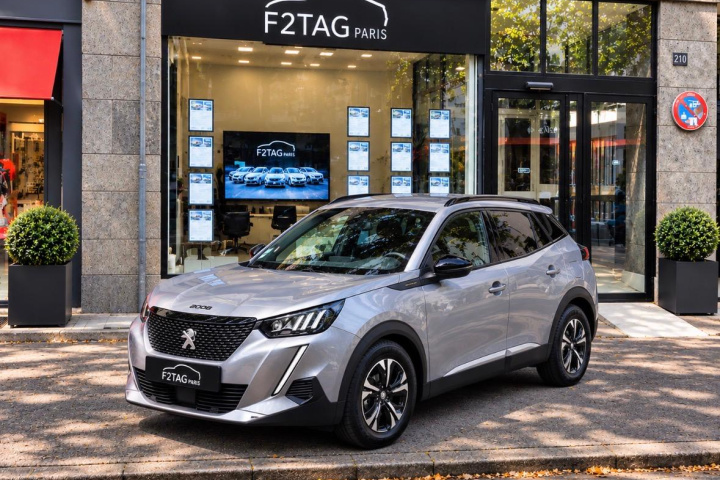 PEUGEOT 2008