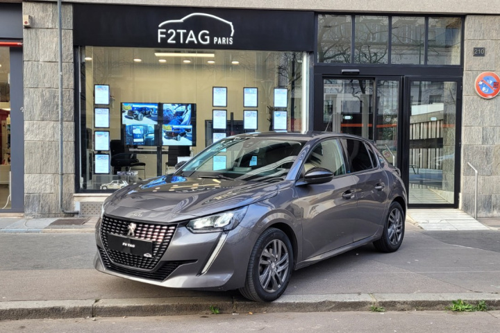 PEUGEOT 208